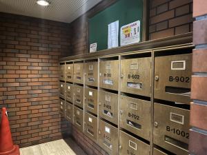 エレガントライフ西本町ビル　ポスト