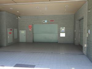 大阪日精ビル立体駐車場