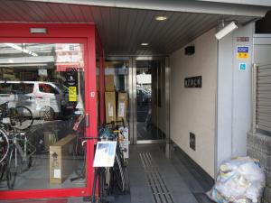 川越靭ビルエントランス