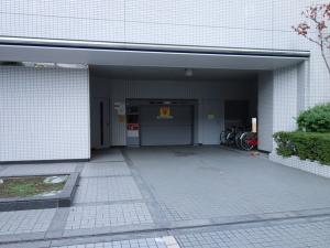 損保ジャパン日本興亜道修町ビル立体駐車場