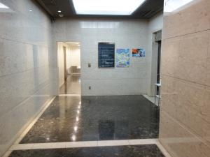 御堂筋エスジービル共用部
