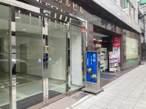 船場メディカルビル　ビル玄関