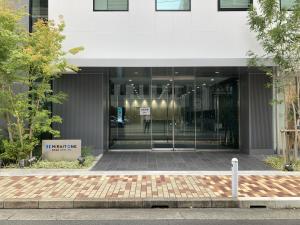 ミライト・ワン江坂ビル　正面入口