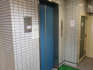 伊沢ビルエレベーター