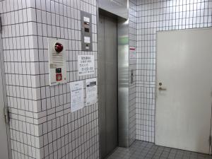 ストーク１０７ビルエレベーター