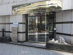 プラネット本町橋ビルエントランス