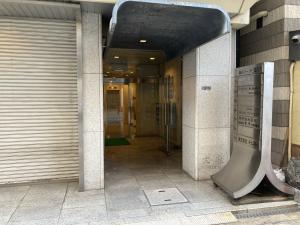 新町パークビルエントランス