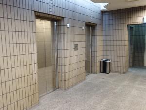 なんばアリーナビルエレベーター