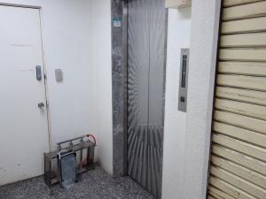 日宝南森町ビルエレベーター
