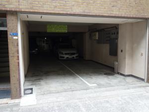ＳＩビル駐車場