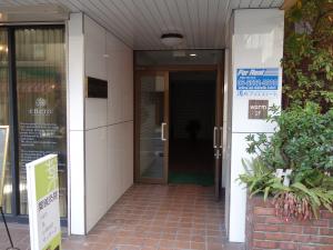 シティビラ佐々木ビルエントランス