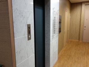 南本町ビルエレベーター