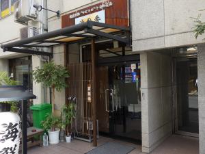 シャンクレール本町ビル１階店舗