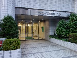 ニッセイ南船場ビルエントランス