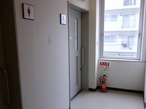レーベンハウス江坂身障者用トイレ
