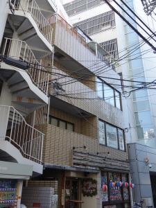 梅田スズキビル外観