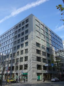 備後町野村ビル外観