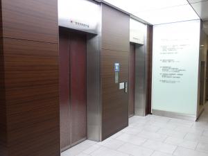 日生伏見町ビル新館エレベーター