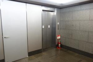 西本町有楽ビルエレベーター