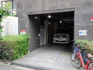 ＴＲＥＥ　ＭＯＮＴＥ（ツリーモント）ビル駐車場