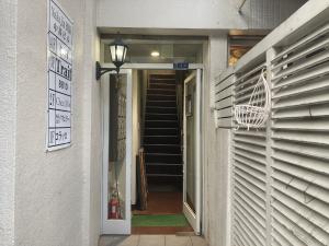 中甚ビル　ビル入口