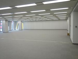戎橋ビル室内