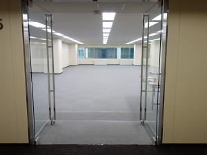 本町オルゴビル室内入口扉