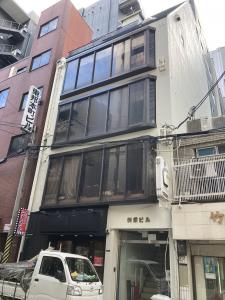 利栄ビル　外観