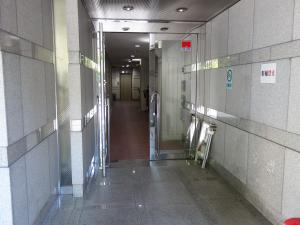 大平第２ビルエントランス