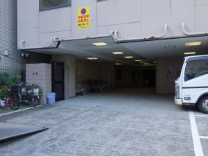 三星南本町ビル駐車場