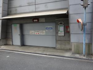 本町アートスクエア立体駐車場