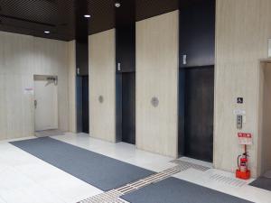 三共四ツ橋ビルエレベーター