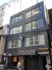日宝四ツ橋中央ビル外観