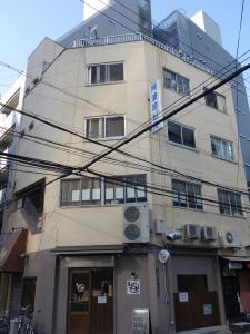 阿波座ビル外観