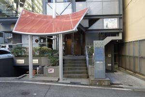 天満橋コードビルエントランス