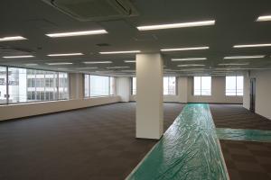 川久センタービル室内