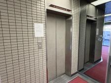 堺東八千代ビルエレベーター