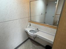 現代心斎橋ビル