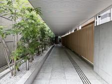 ＮＵＰ　ＢＵＩＬＤＩＮＧ京都駅前（エヌユーピービルディング京都駅前）１階入口