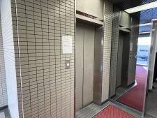 堺東八千代ビルエレベーター