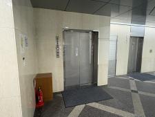 ＯＮＥＳＴ京都烏丸スクエア人荷用エレベーター
