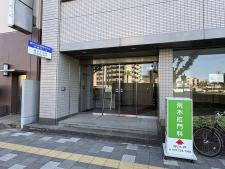 堺東八千代ビルエントランス