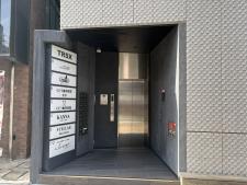 ＴＲＳＸエントランス