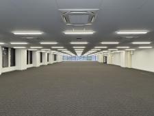 京都銀行会館室内
