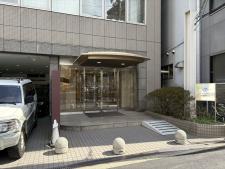 イトーダイ靭本町ビルエントランス