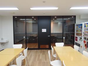堺筋本町プラザビル喫煙スペース