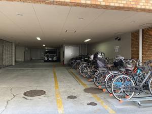 グランドメゾン船場　駐輪場・駐車場