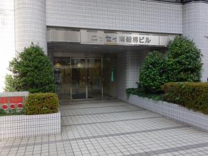 ニッセイ南船場ビルエントランス