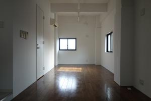 ジムキノウエダビル（Ｊｉｍｋｉｎｏ－Ｕｅｄａ　ｂｌｄｇ）室内