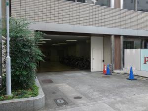 ピカソ堺筋本町ビル駐輪スペース